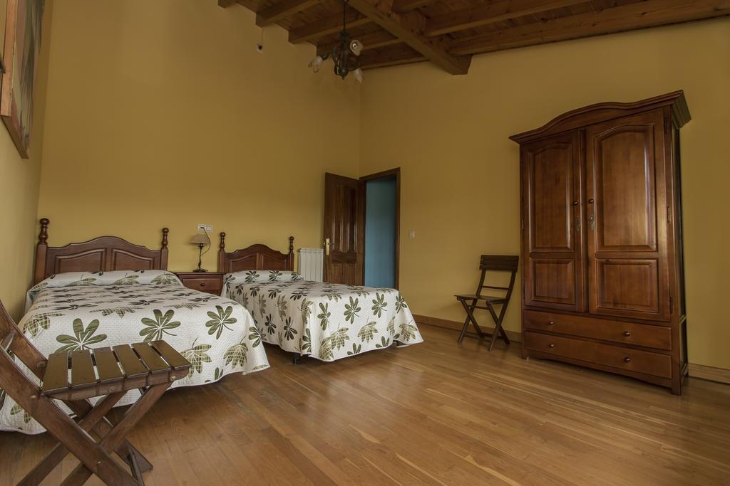 Llames de Pría Casas Rurales Playa De Guadamia المظهر الخارجي الصورة