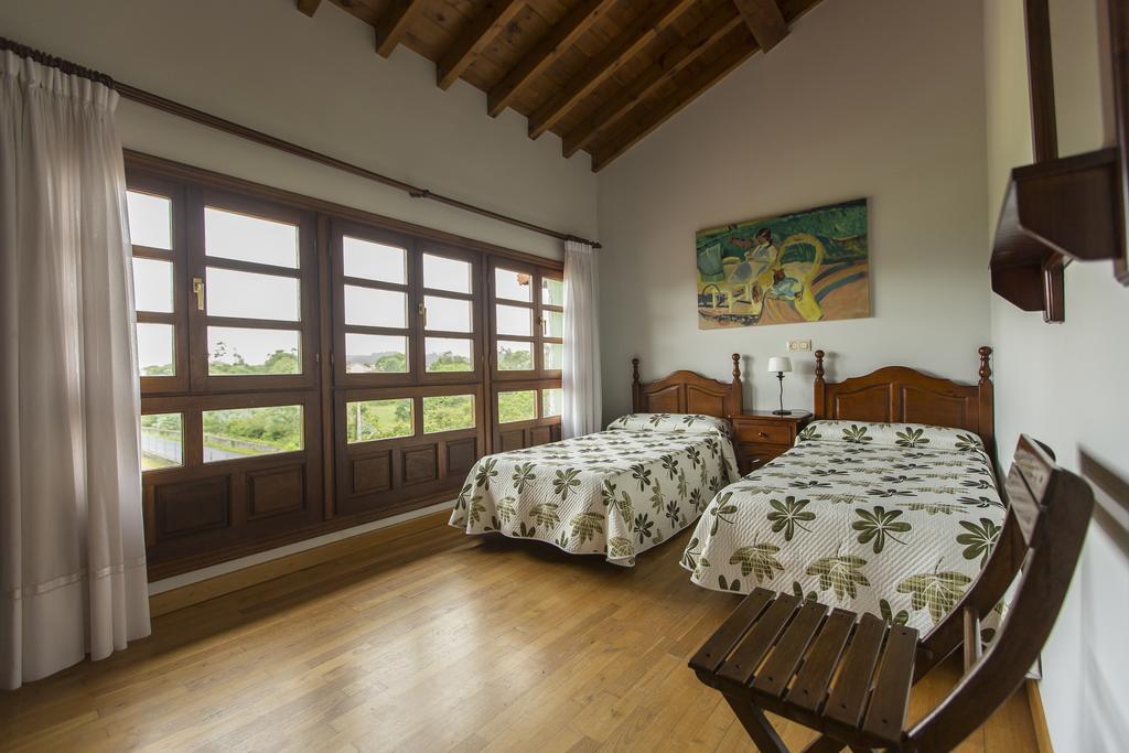 Llames de Pría Casas Rurales Playa De Guadamia المظهر الخارجي الصورة